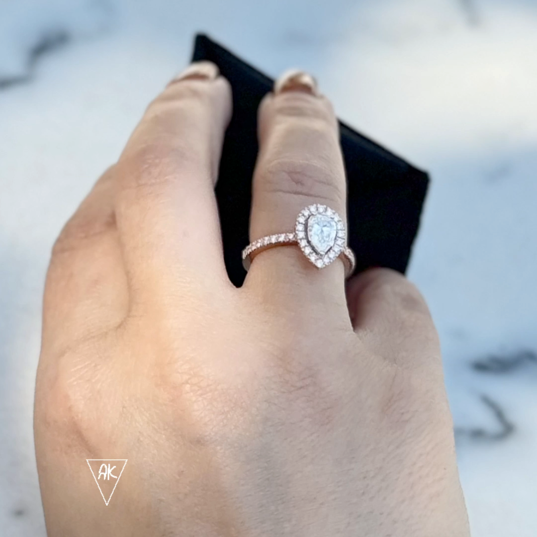 Bague de fiancaille Diamant Poire