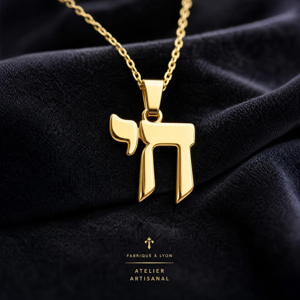 Pendentif hébreu en or 18k : 7 erreurs à ne jamais commettre avant de choisir votre bijou symbolique