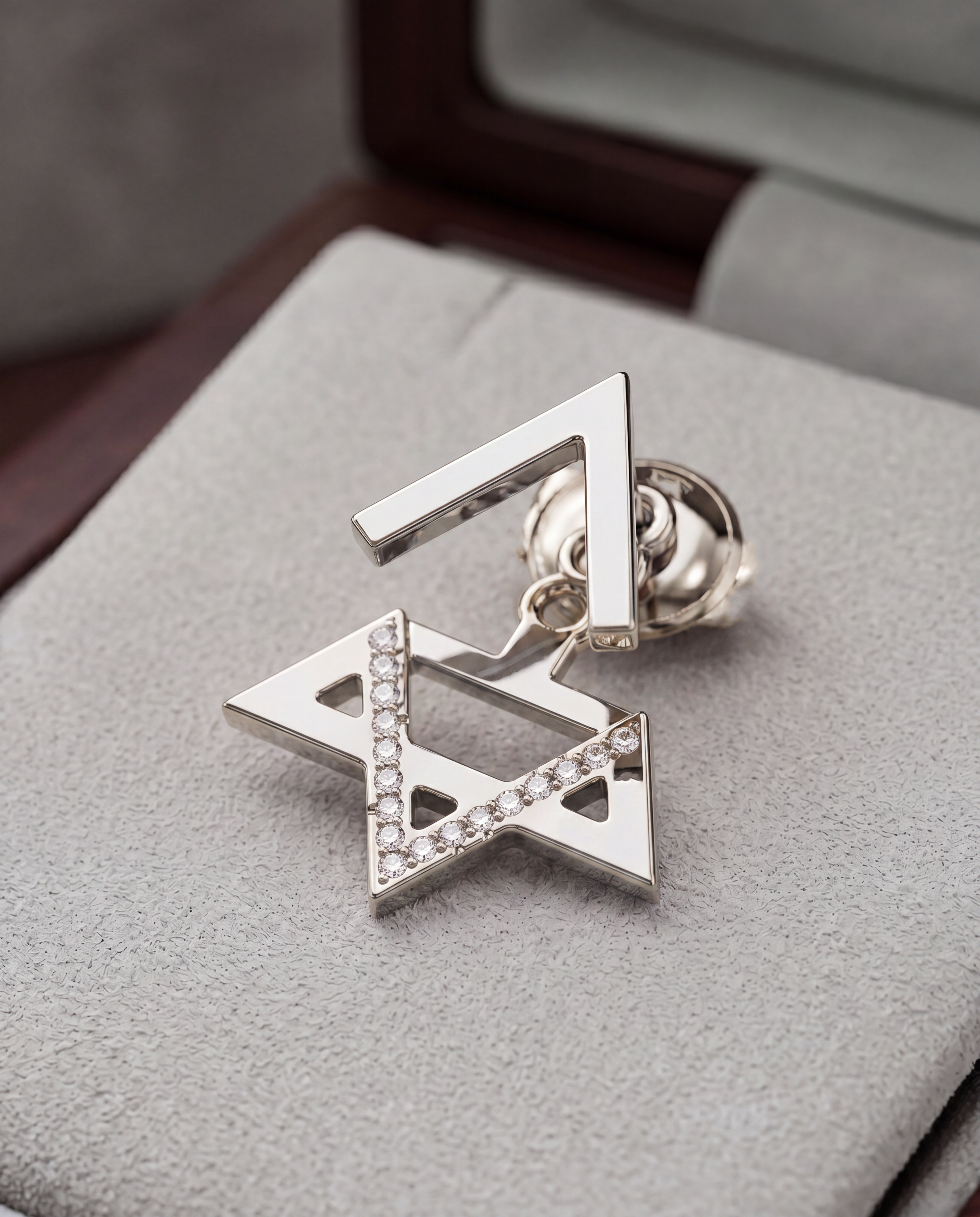 Boucles d'oreilles Maguen David or 18k Invisibles | Aaron Kali